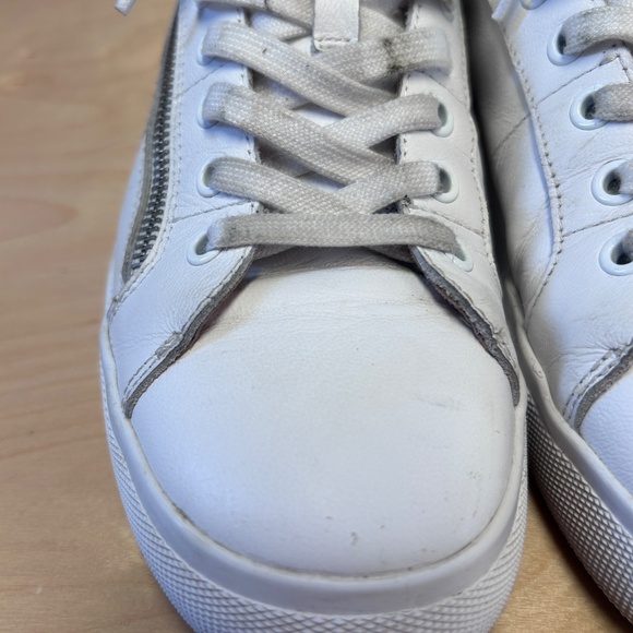 Taos Z-Soul Lux White and Silver Leather sneakers - Picture 5 of 12